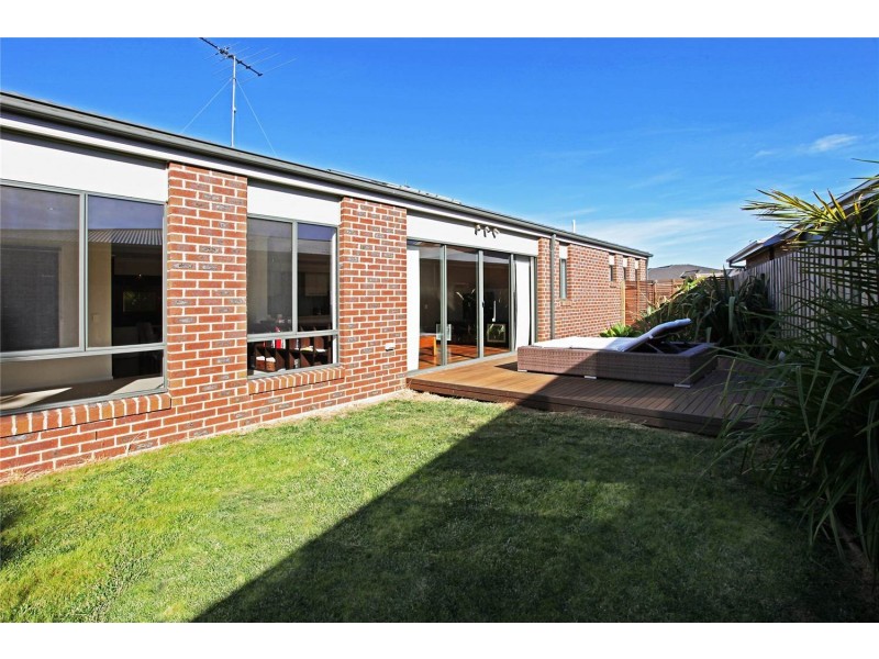 7 Wheat Court, Lara VIC 3212