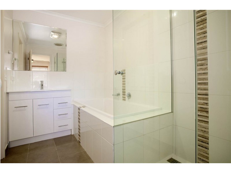 35 Balagundi Drive, Lara VIC 3212
