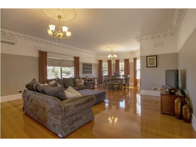 385 Towerhill Drive, Lovely Banks VIC 3221