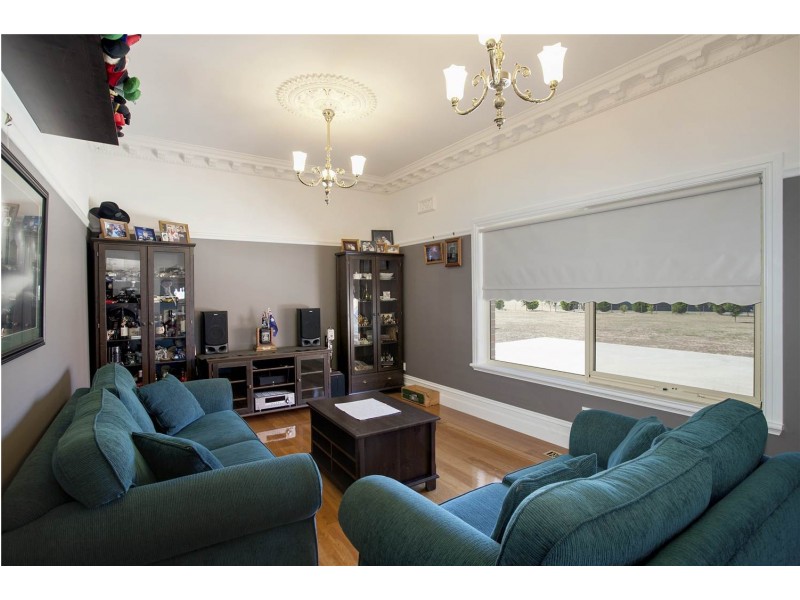 385 Towerhill Drive, Lovely Banks VIC 3221