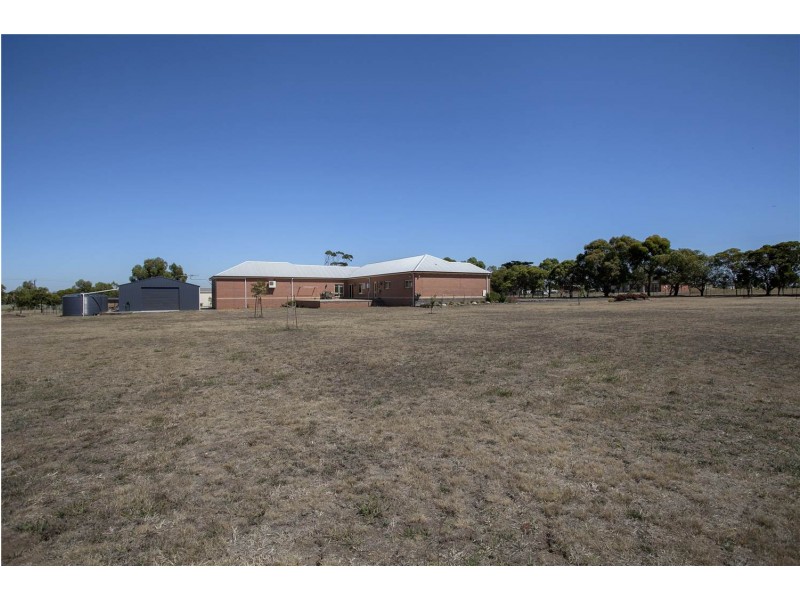 385 Towerhill Drive, Lovely Banks VIC 3221