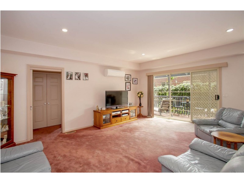 10 Duncan Drive, Lara VIC 3212