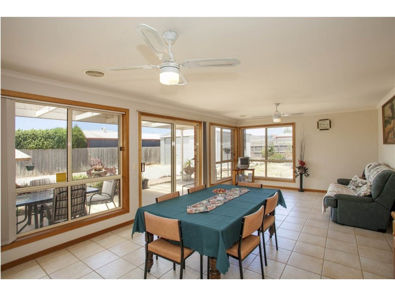 60 Canterbury Road East, Lara VIC 3212