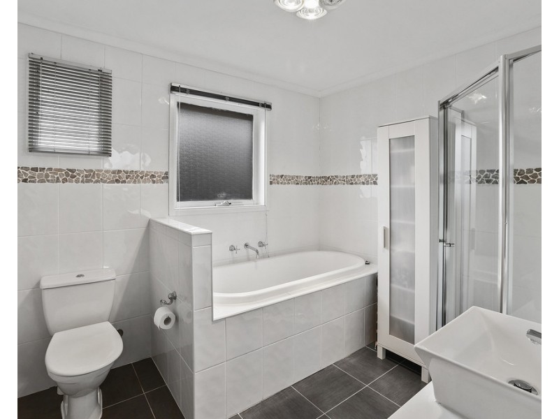 10 Anita Court, Lara VIC 3212
