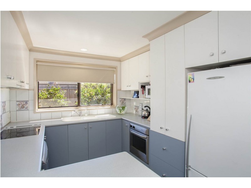 53 Smeaton Close, Lara VIC 3212