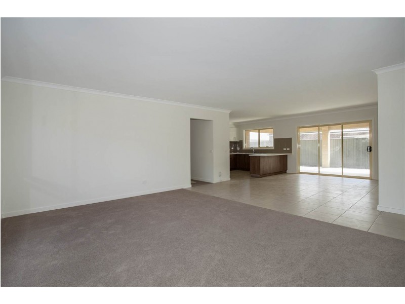 3 Wood Duck Court, Lara VIC 3212