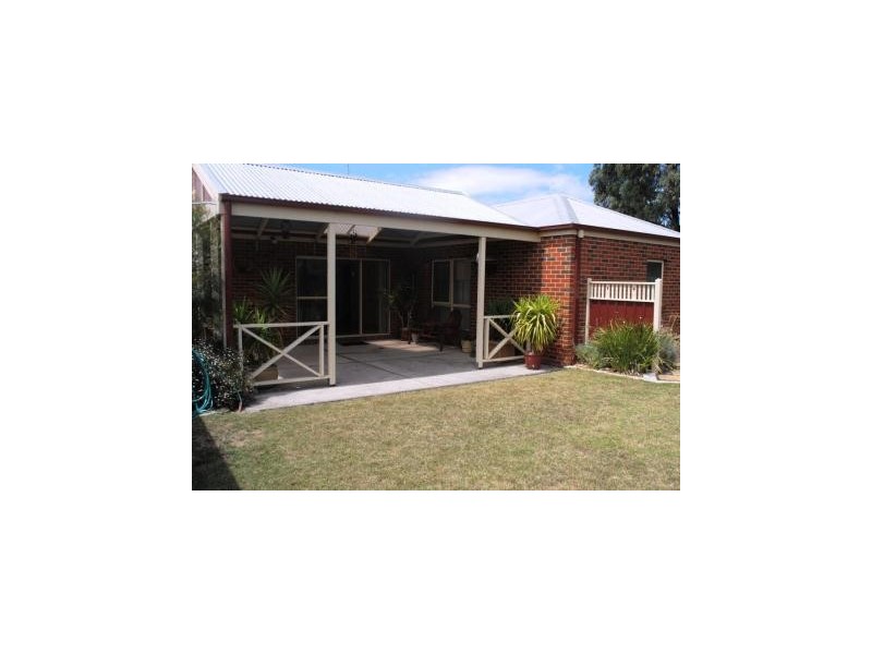 24 Pineview Court, Lara VIC 3212