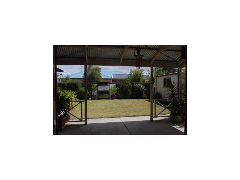 24 Pineview Court, Lara VIC 3212