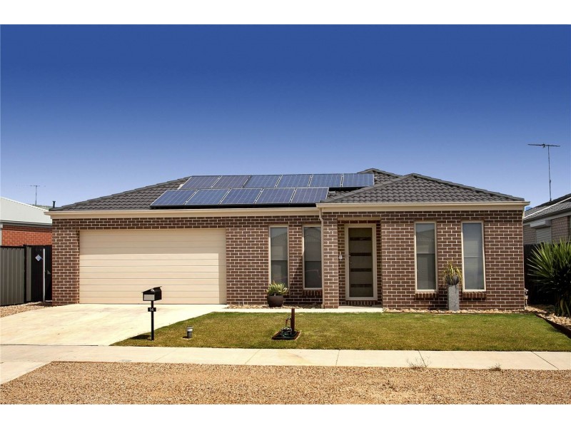 14 Raymond George Place, Lara VIC 3212