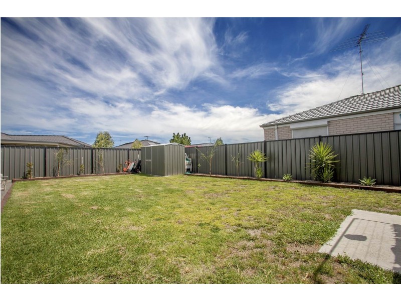 14 Raymond George Place, Lara VIC 3212