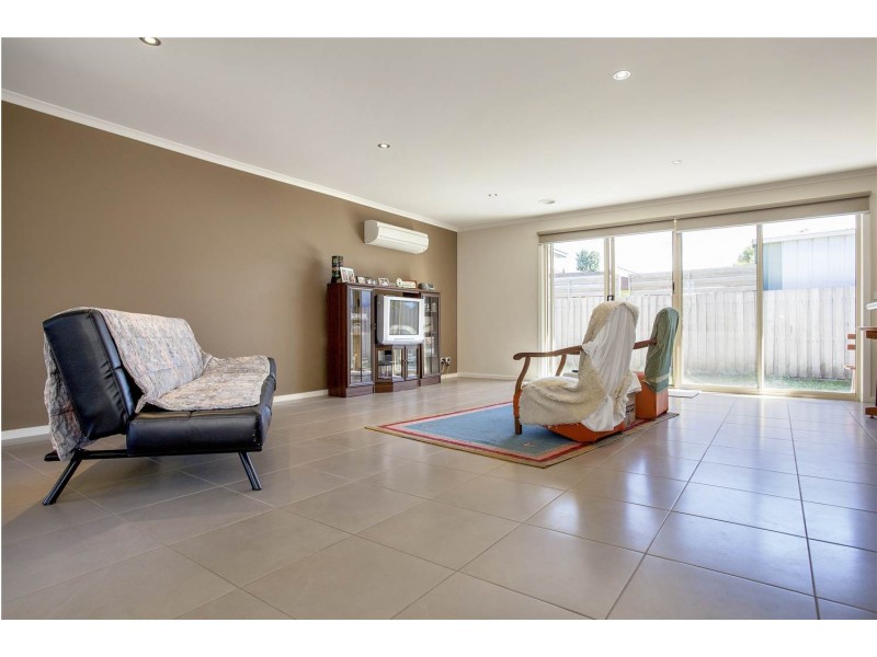 2/26 Benjamin Drive, Lara VIC 3212