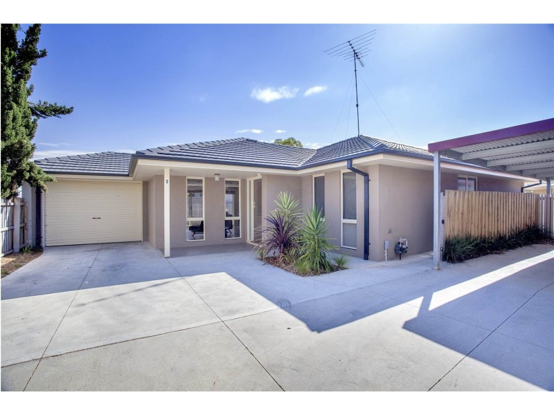 2/26 Benjamin Drive, Lara VIC 3212