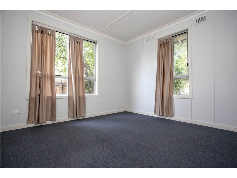 6 Kookaburra Court, Norlane VIC 3214