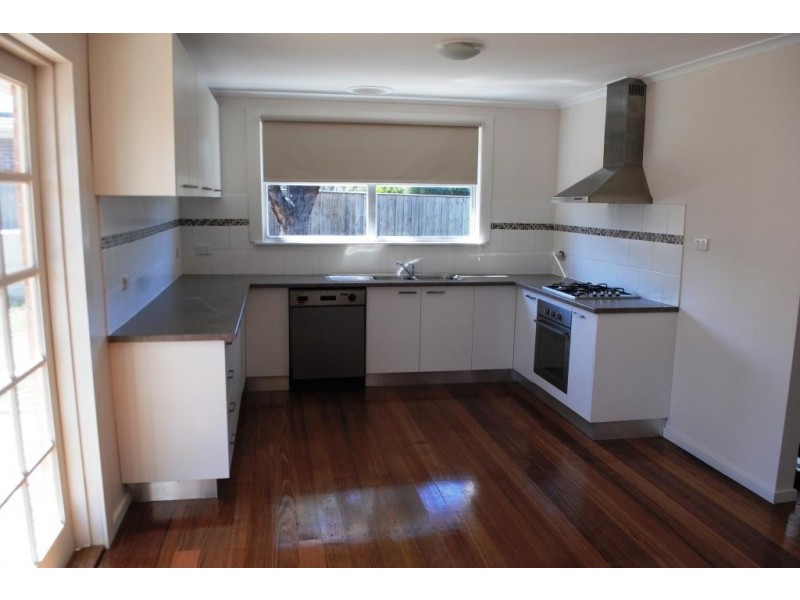 28 Kosciusko Avenue, Corio VIC 3214
