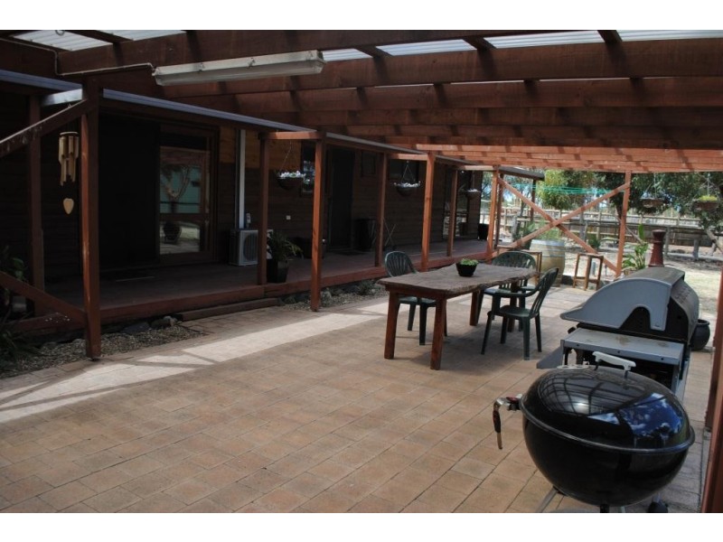 40 West Gateway, Lara VIC 3212