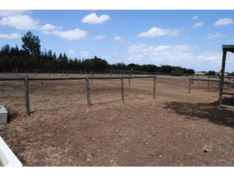 40 West Gateway, Lara VIC 3212