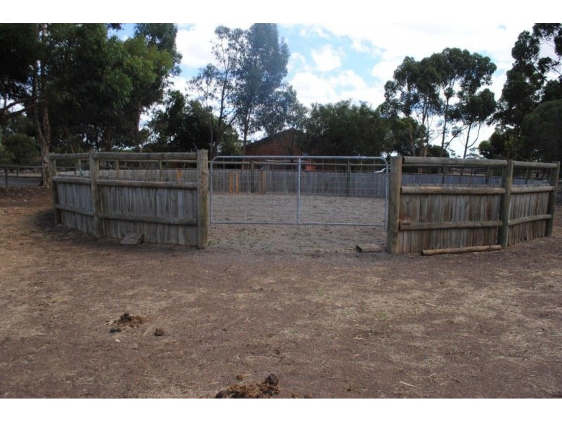 40 West Gateway, Lara VIC 3212