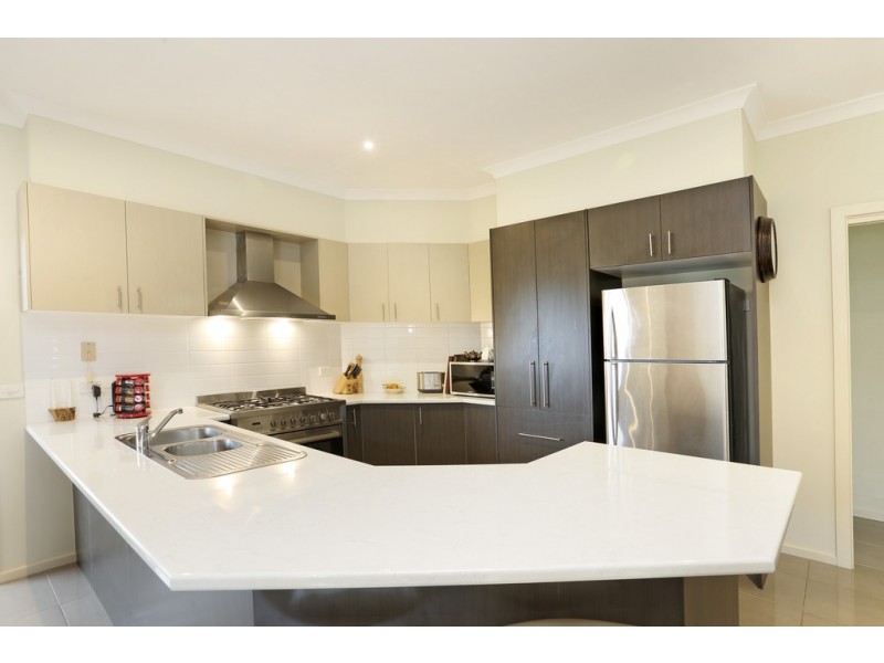 3 Bluebill Court, Lara VIC 3212