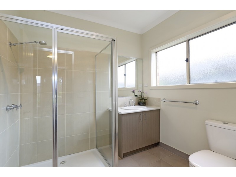 3 Bluebill Court, Lara VIC 3212