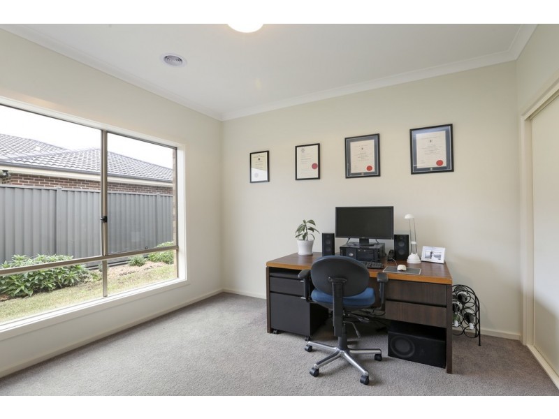 3 Bluebill Court, Lara VIC 3212
