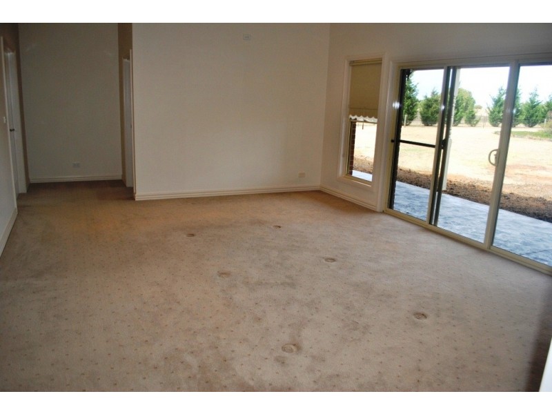 250 Emmersons Road, Lovely Banks VIC 3221