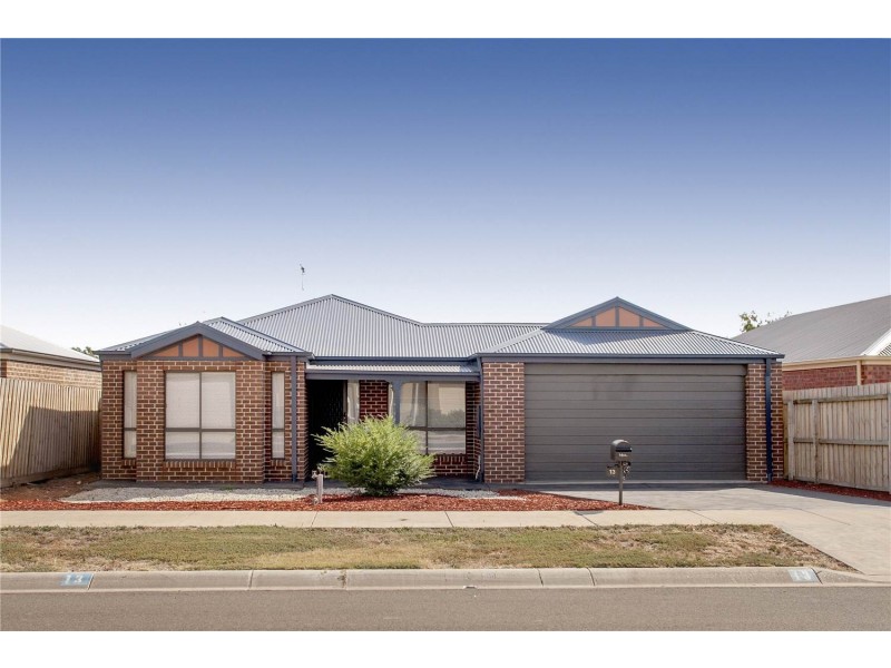 13 Canopus Crescent, Lara VIC 3212