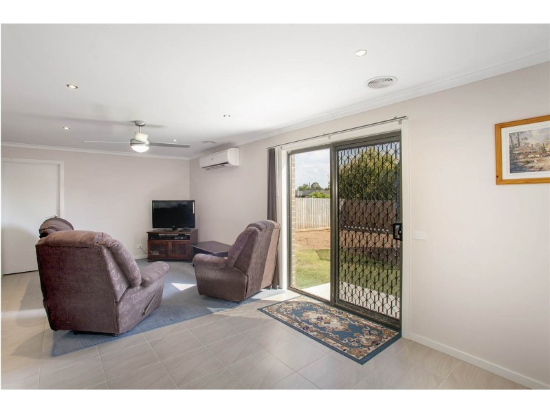 13 Canopus Crescent, Lara VIC 3212