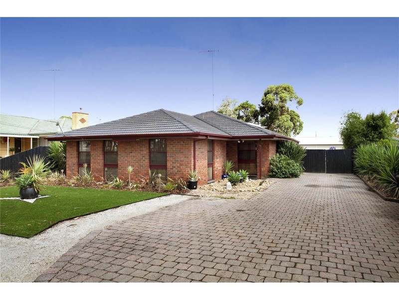 42 McClelland Avenue, Lara VIC 3212