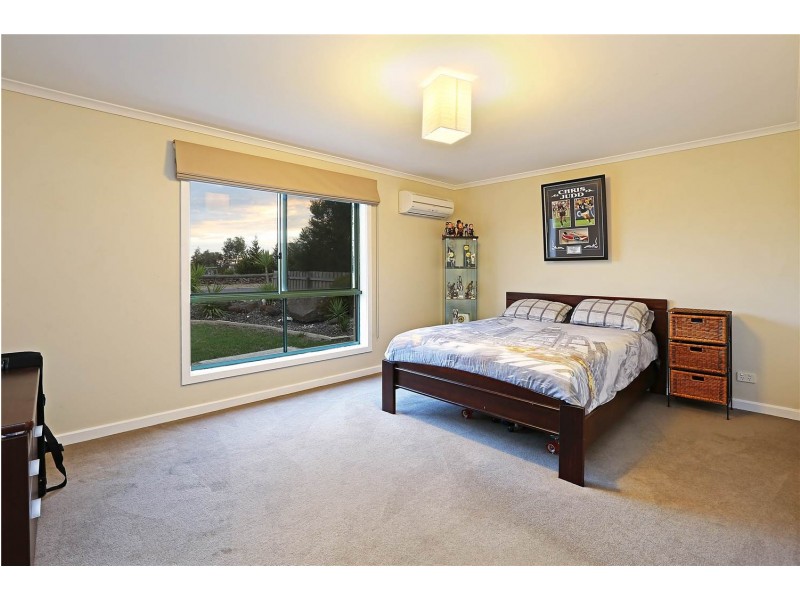 37 Flinders Street, Little River VIC 3211