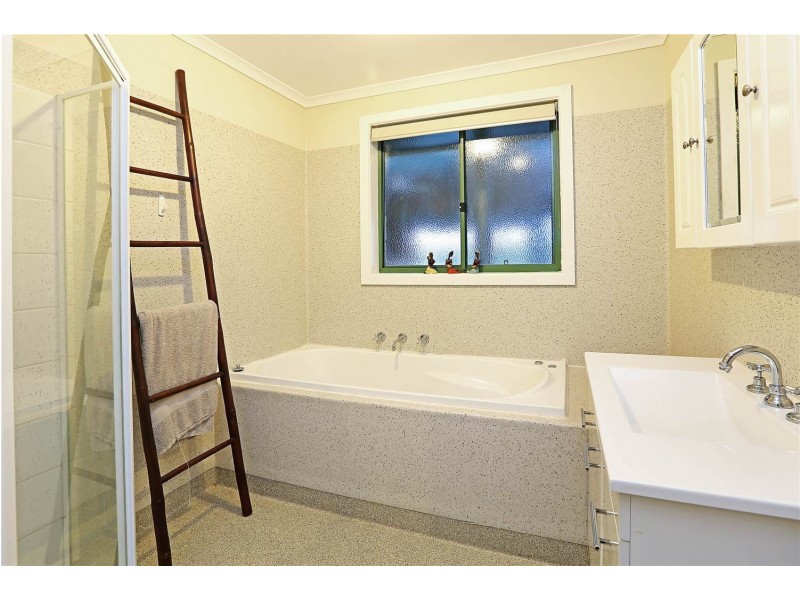 37 Flinders Street, Little River VIC 3211