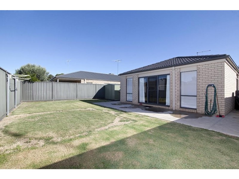 3 Grebe Court, Lara VIC 3212