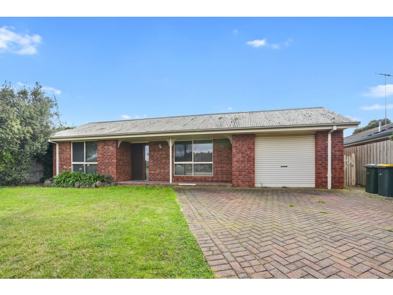 21 Stephenson Street, Lara VIC 3212