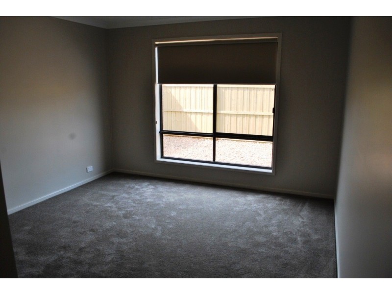 9 Speranza Court, Marshall VIC 3216