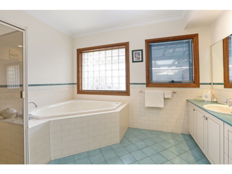 21 Thomas Road, Lara VIC 3212