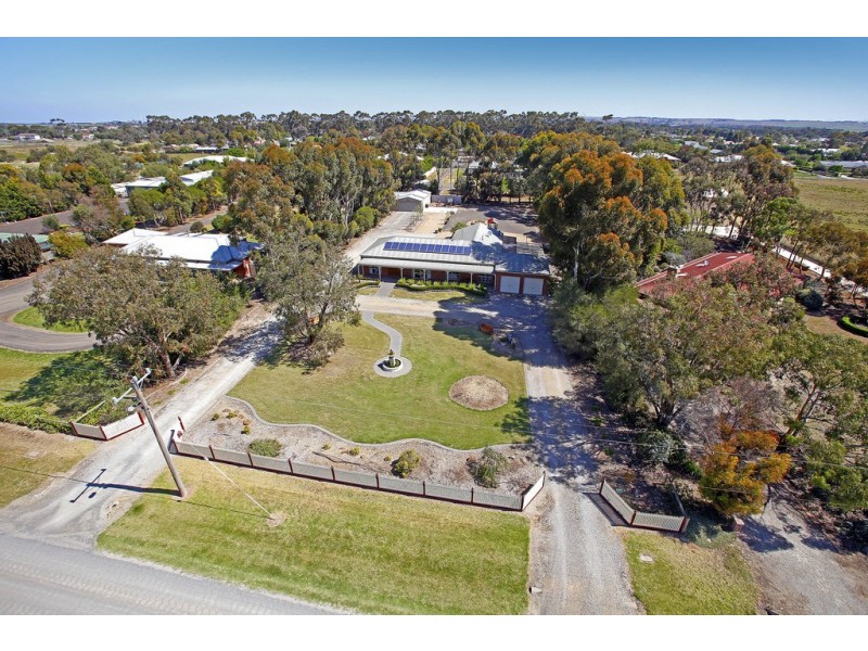21 Thomas Road, Lara VIC 3212