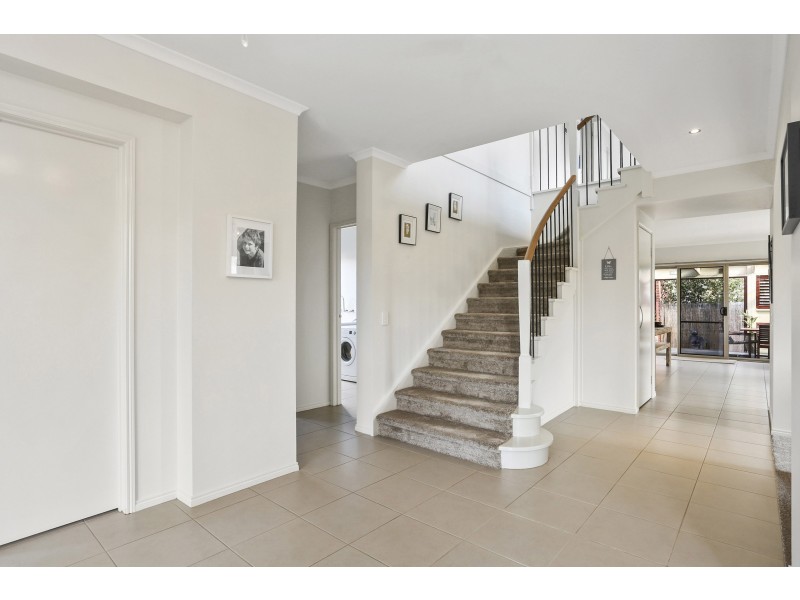 14-15 Hoffman Court, Lara VIC 3212