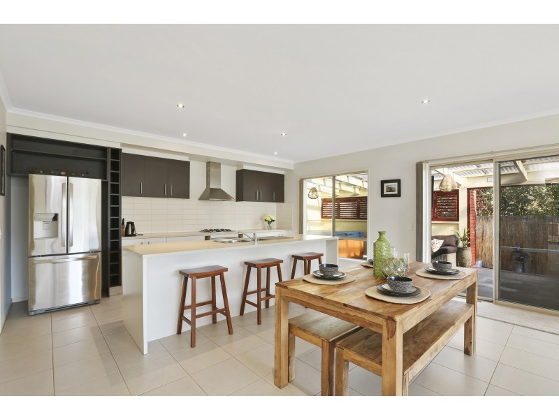 14-15 Hoffman Court, Lara VIC 3212