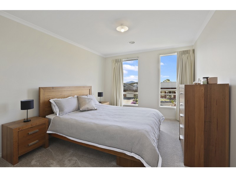 14-15 Hoffman Court, Lara VIC 3212