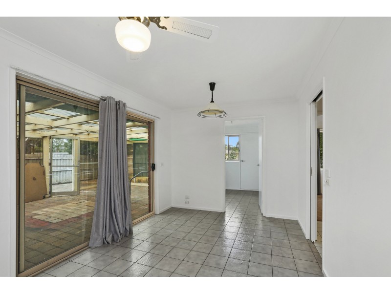 7 Newcomen Court, Lara VIC 3212