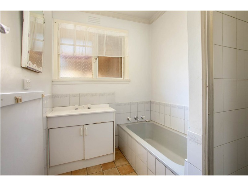 74 Flinders Avenue, Lara VIC 3212