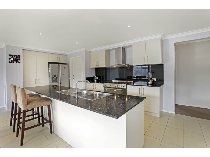 5 Perilla Court, Corio VIC 3214