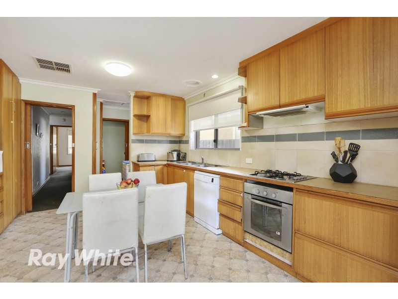 83 Smeaton Close, Lara VIC 3212