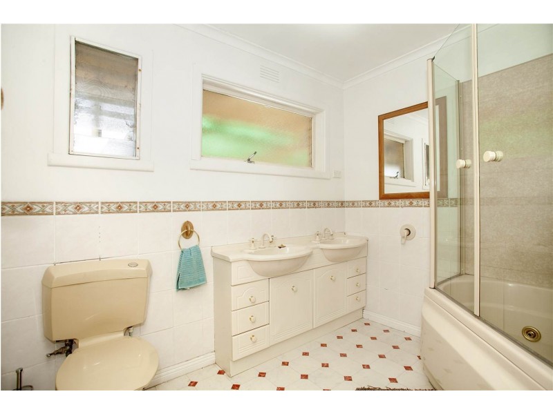 21 Lime Crescent, Lara VIC 3212