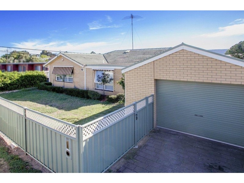 21 Lime Crescent, Lara VIC 3212