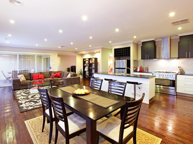 6 Moorhen Drive, Lara VIC 3212