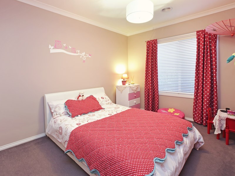 6 Moorhen Drive, Lara VIC 3212