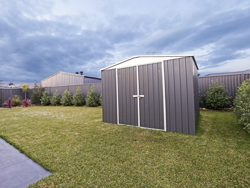 6 Moorhen Drive, Lara VIC 3212