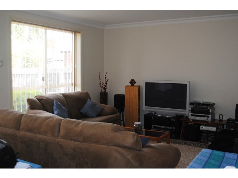 2/66-68 Benjamin Drive, Lara VIC 3212