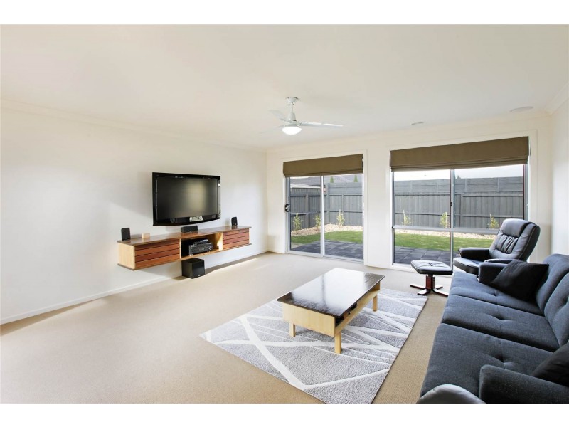 12 Citius Close, Lara VIC 3212