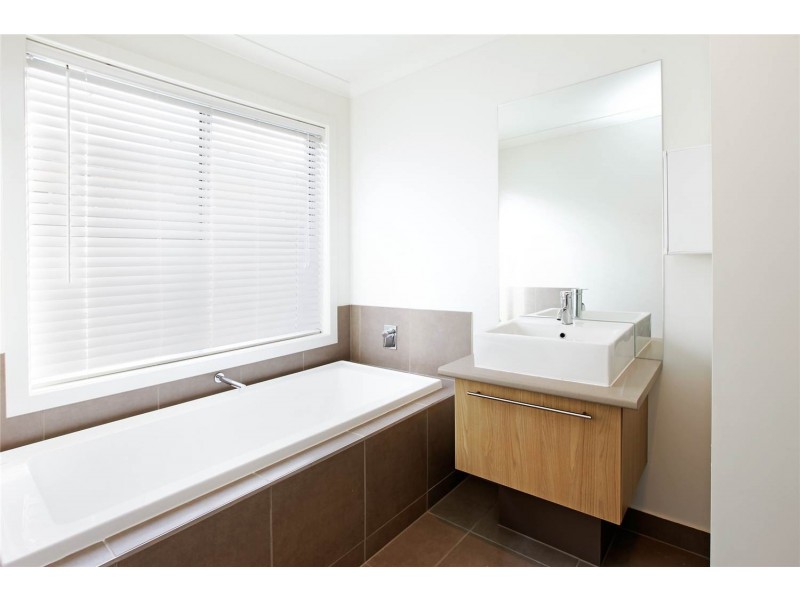 12 Citius Close, Lara VIC 3212